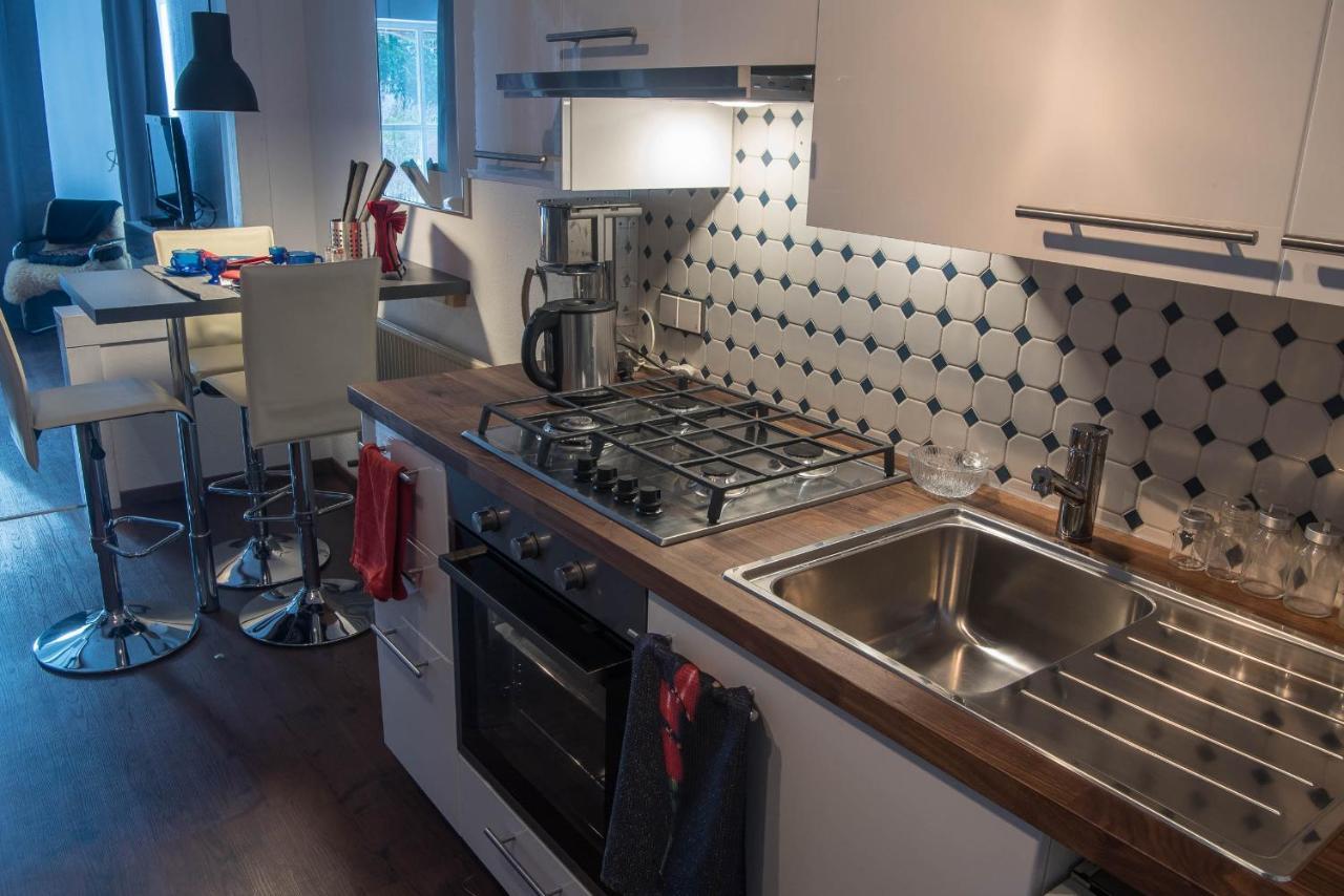 Ferienwohnung München- Pullach, Wohnen im Grünen Exterior foto